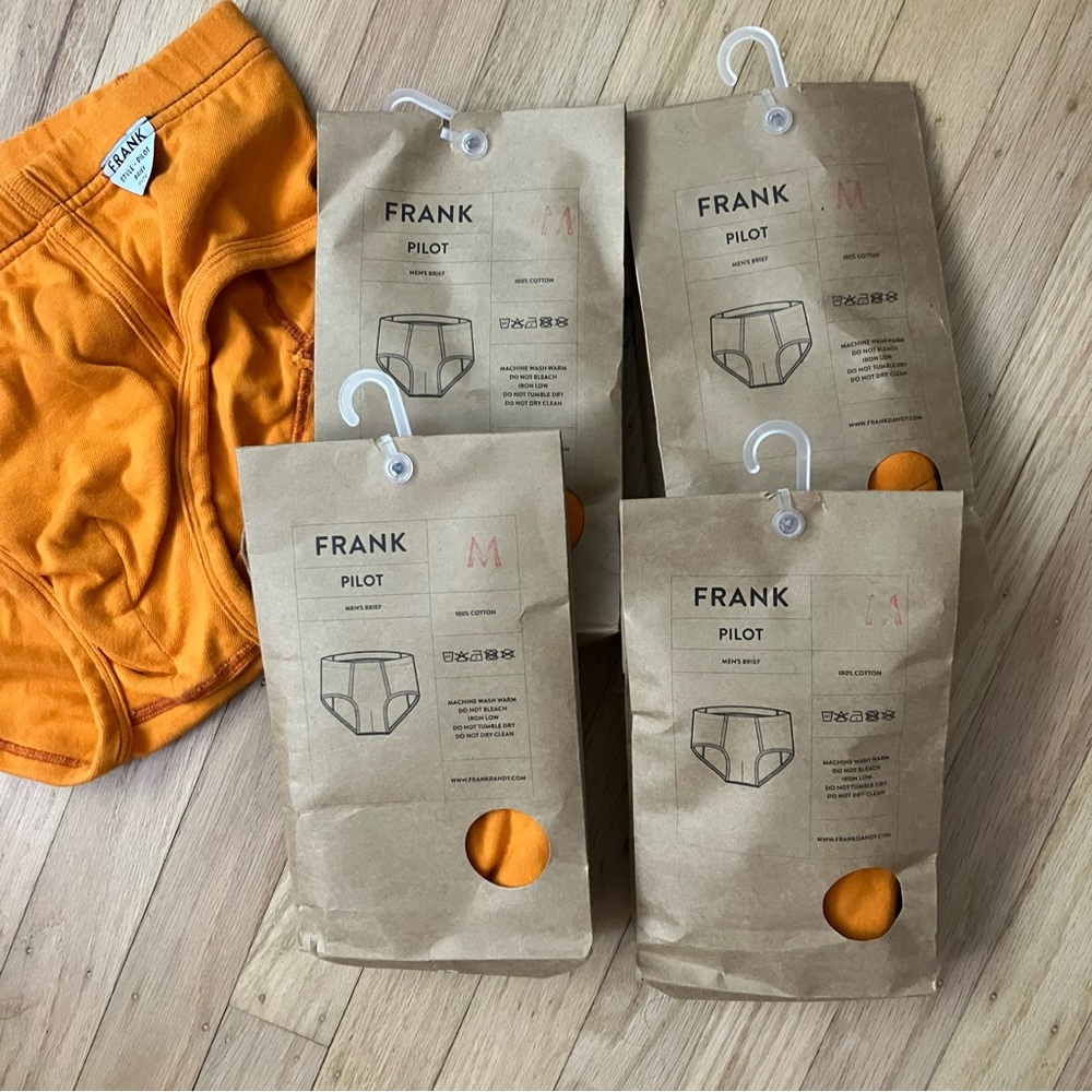 Frank Dandy pilot brief - 3 pack - new